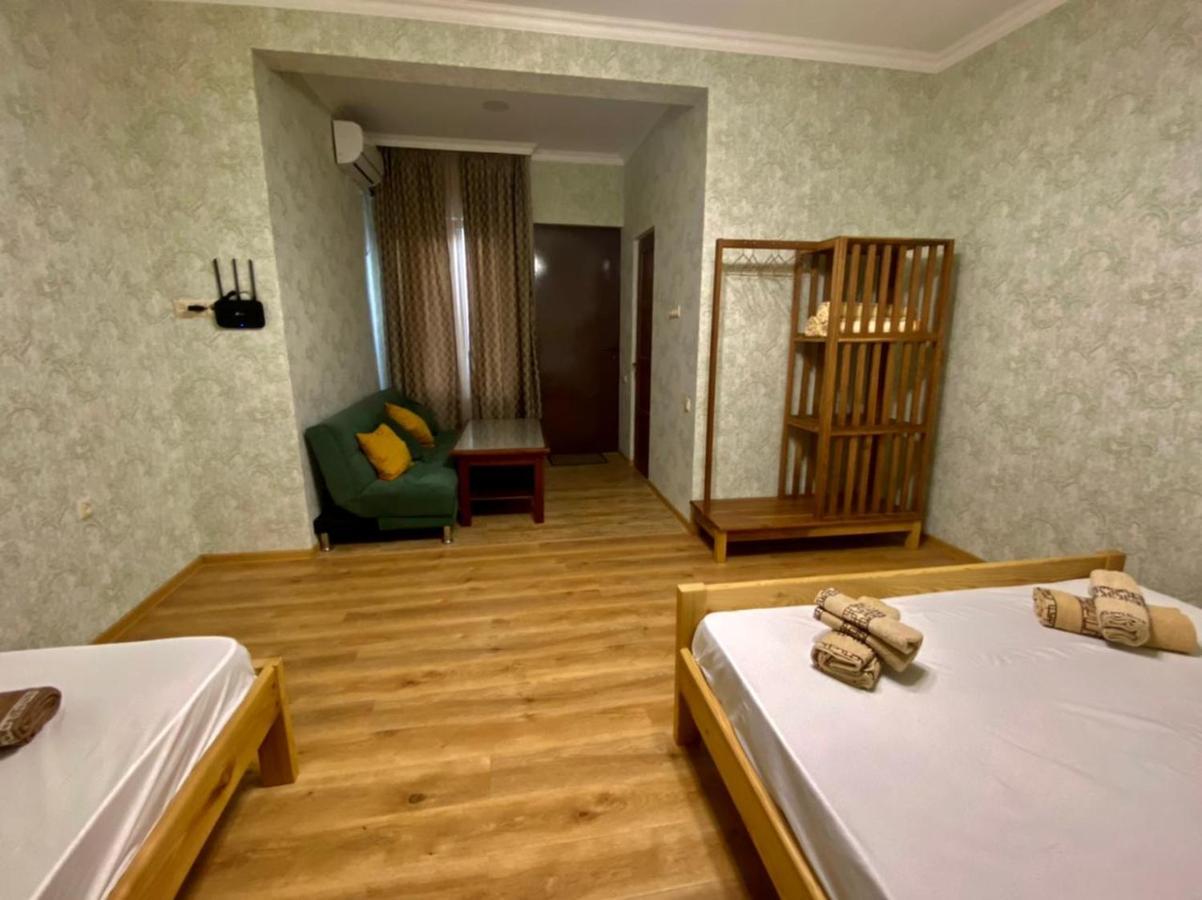 Guest House - Avlabari Tiflis Dış mekan fotoğraf