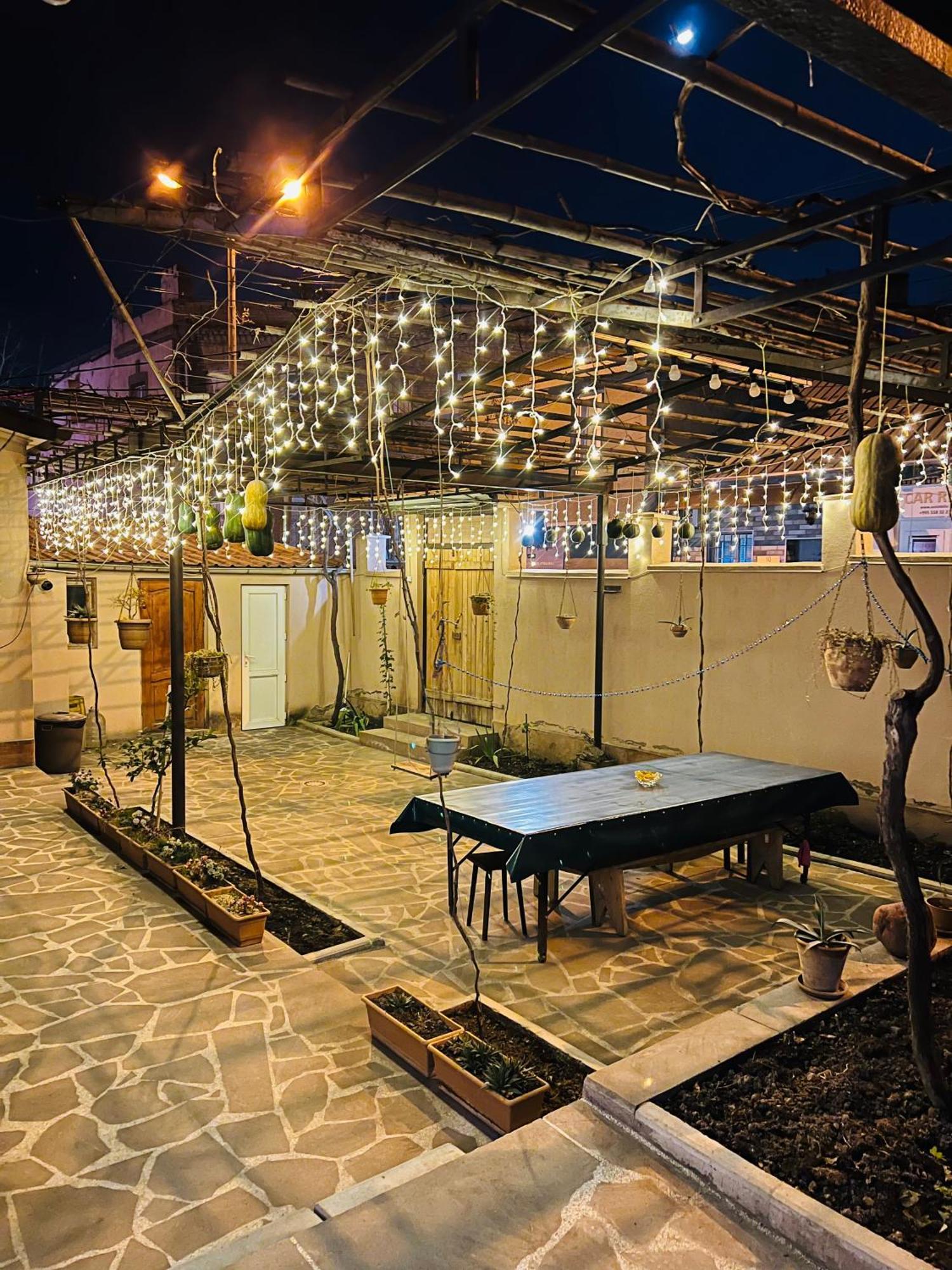 Guest House - Avlabari Tiflis Dış mekan fotoğraf