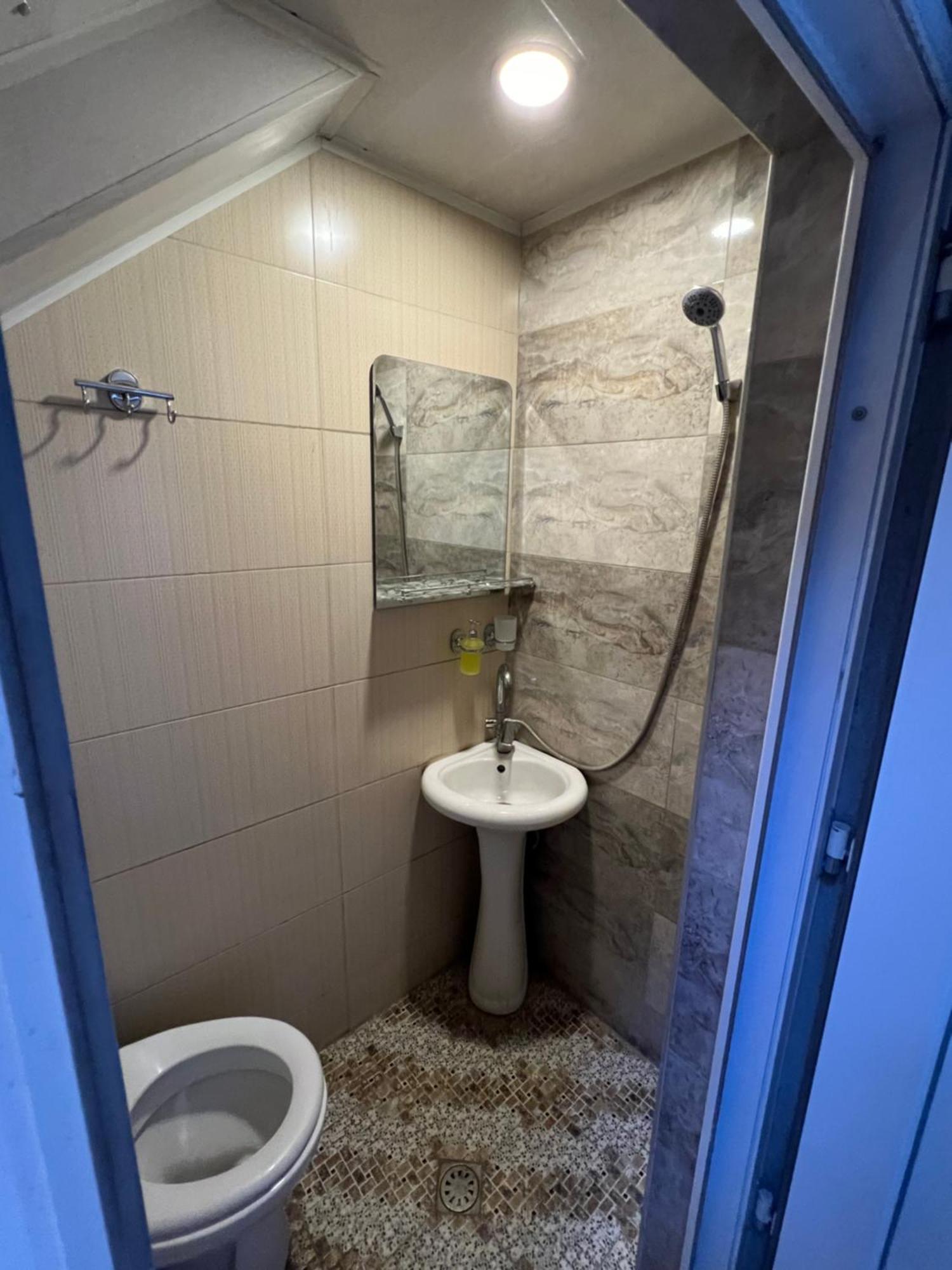 Guest House - Avlabari Tiflis Dış mekan fotoğraf